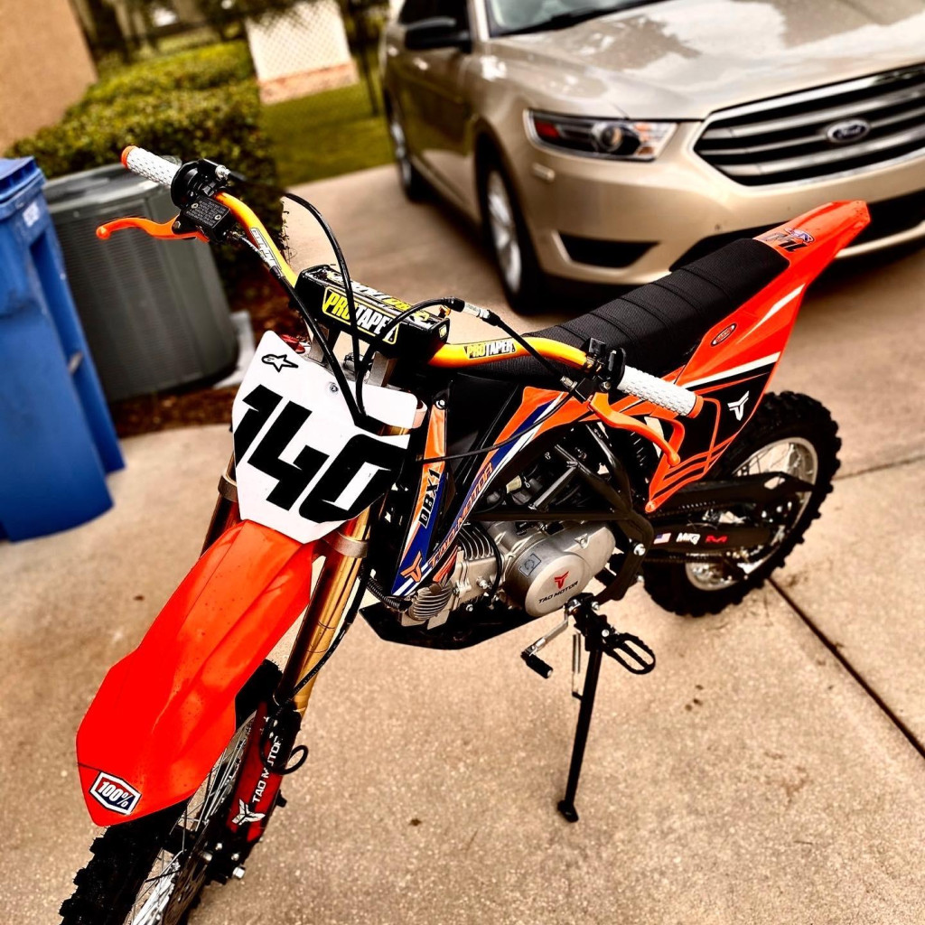 Tao DB-X1 140cc Mid-Size Dirt Bike – FamilyGoKarts.com