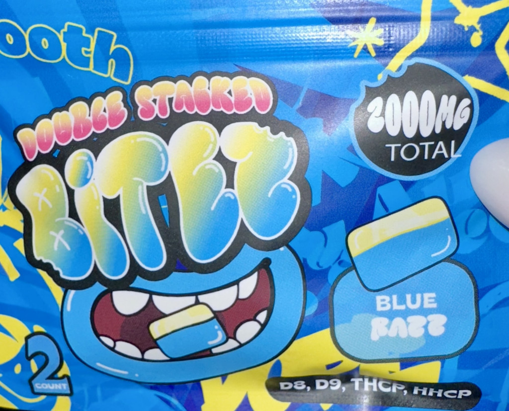 BITEZ - Delta-8 + Delta-9 + THCP 2000MG Gummies - Blue Razz – Ocho